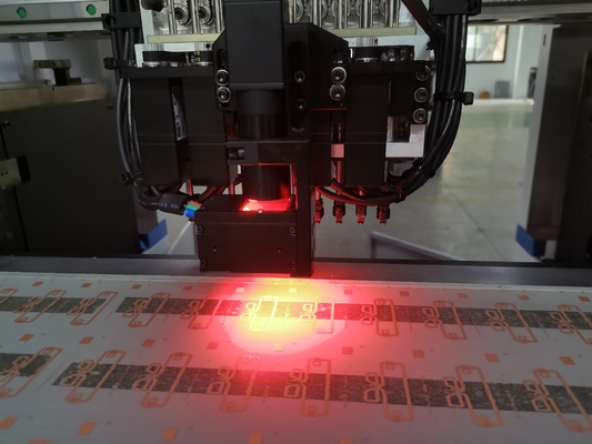 LED Otomatik SMT Montaj Makinesi Yüksek Hassasiyetli 4W CPH Akıllı Çift Kafa Besleyici