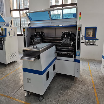 68 Nozullu 4 Modüllü SMT Montaj Cihazı, Her Modülde 17 Nozul Kablo şeridi olmadan 250000CPH