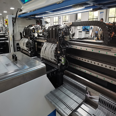 9.6 KW SMT LED Çizgi Işık Rolü için Montaj Makinesi Bileşenleri Aralık Köprüsü Düzelticileri vb.