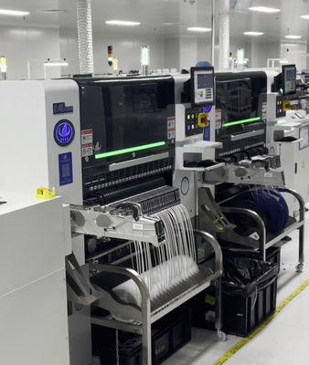 Özel 1.2m Elektrikli PCB Montaj Makinesi SMT Al ve Yer Makinesi