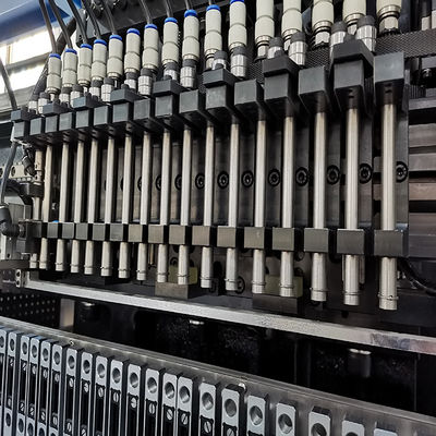 LED Tüp Esnek Şerit Işık Montaj Cihazı Alma ve Yerleştirme Makinesi Çift Kol Yüksek Hızlı 34 Kafa